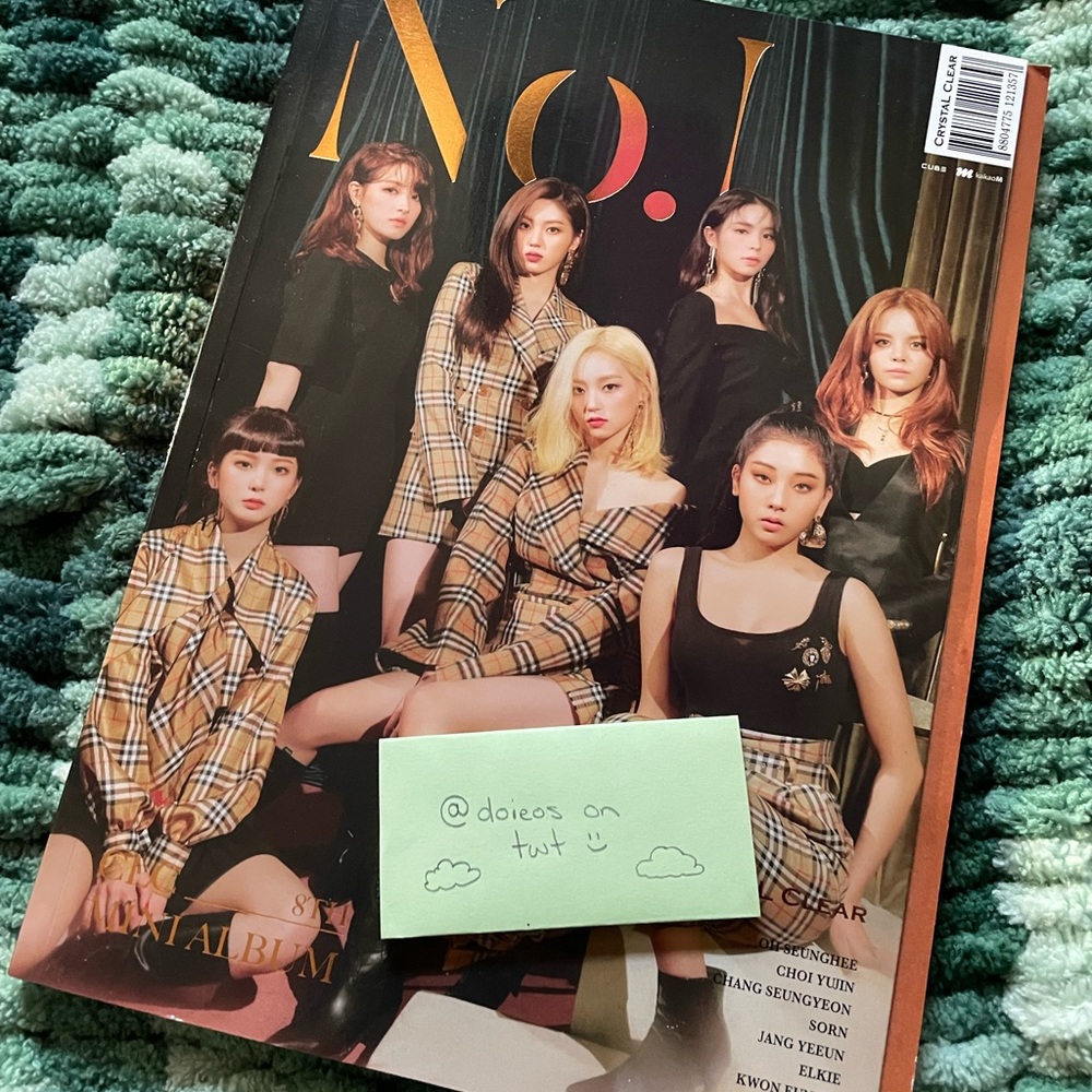 CLC album with pc and poster!